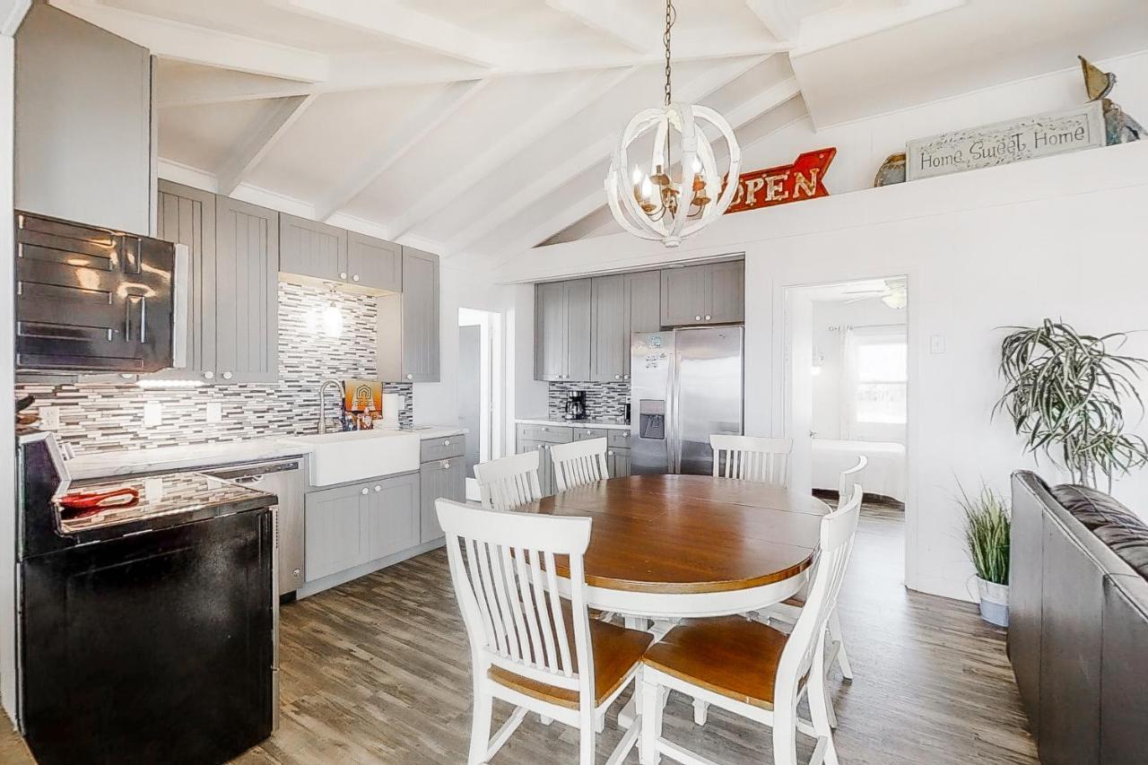 Bama Breeze By Meyer Vacation Rentals Fort Morgan Exterior photo