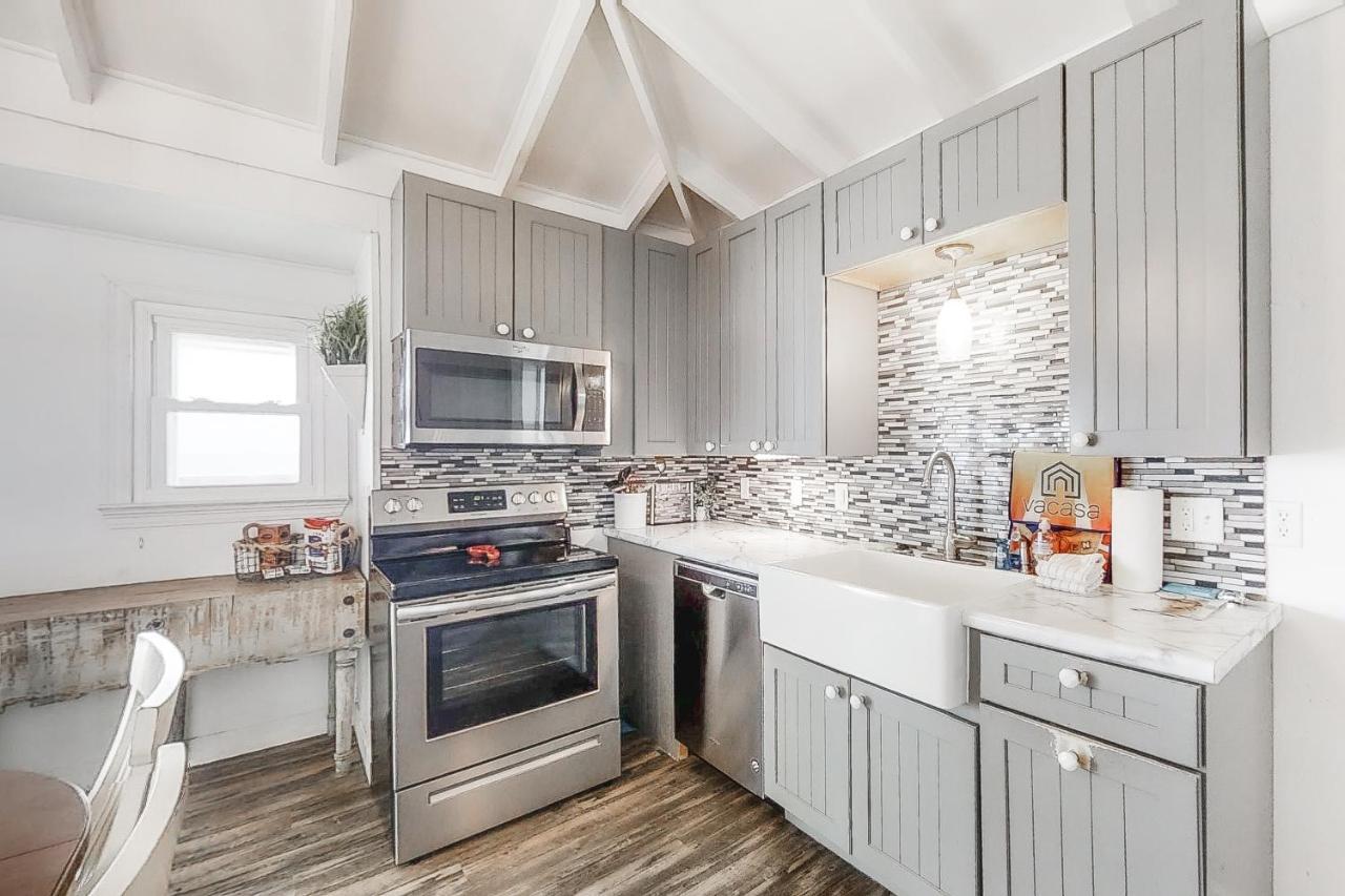 Bama Breeze By Meyer Vacation Rentals Fort Morgan Exterior photo